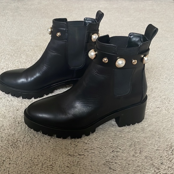 Karl Lagerfeld Pola Boots - Picture 2 of 5